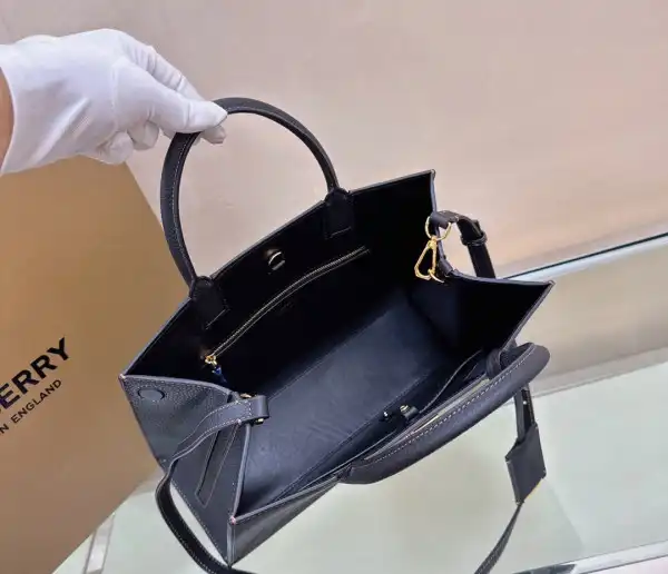 Rep BURBERRY Small Frances Bag 0128