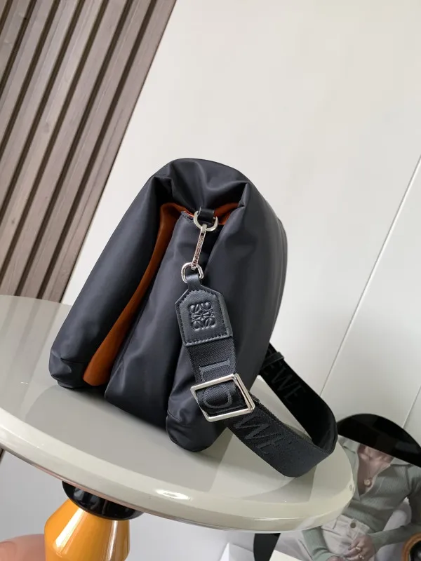 Cheap Lowee Goya Puffer leather shoulder bag-30*20.5*10CM 0112