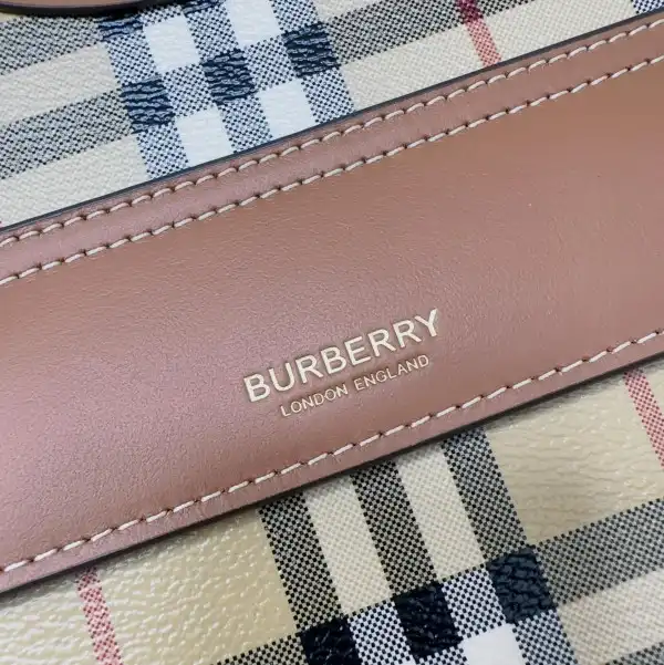 Cheap BURBERRY Mini Pocket Bag-23*6*26.5CM 0128