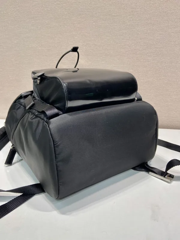 Rep PRADA Re-Nylon and brushed leather backpack 0114