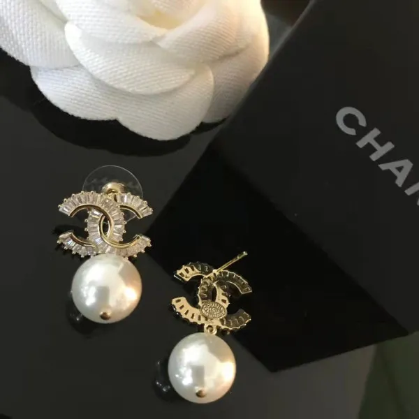 Rep CL EARRINGS 0119