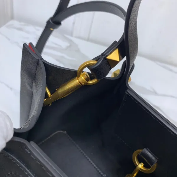 Rep VALENTINO GARAVANI ESCAPE TOTE BAG 0117