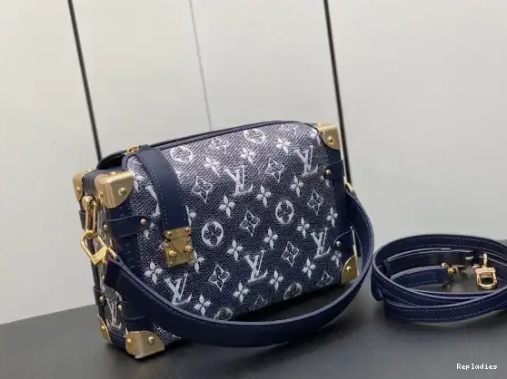 Rep SIDE LOUIS VUITTON TRUNK MM 0224