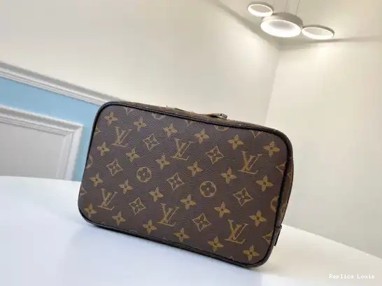 Rep TOILETRY LOUIS VUITTON POUCH GM 0225