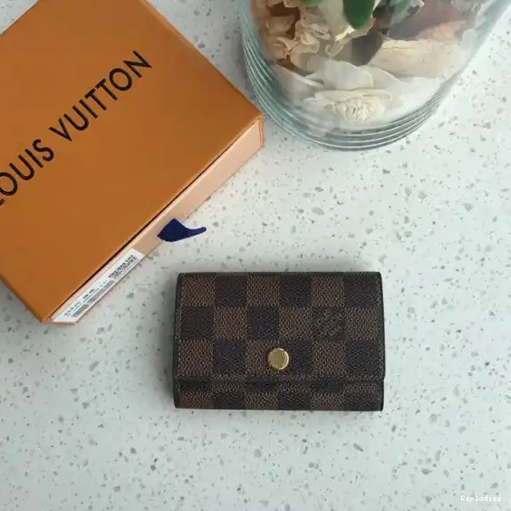 Rep 6 LOUIS KEY VUITTON HOLDER 0217