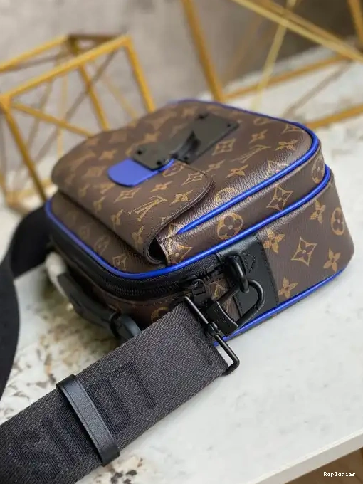 Rep LOUIS S VUITTON LOCK MESSENGER 0221