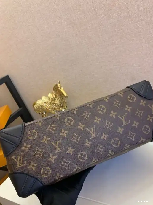 Rep LOUIS PM STEAMER VUITTON 0221