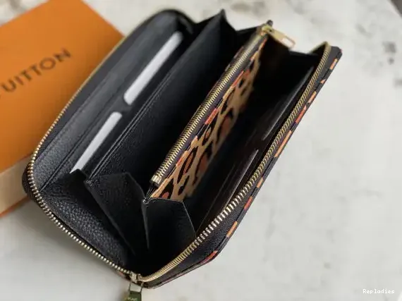 Rep WALLET VUITTON ZIPPY LOUIS 0207