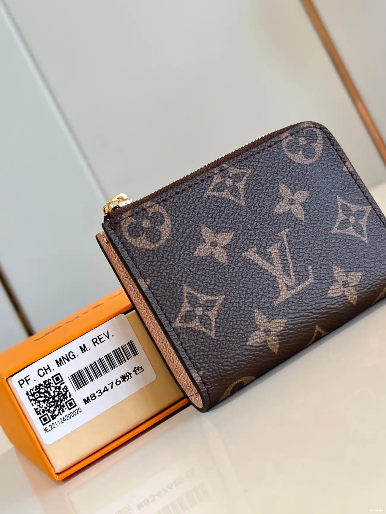 Rep Vuitton Wallet-11*8.5*1.5CM Noa Louis Compact 0214