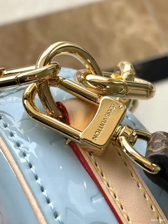 Rep PM VUITTON LOUIS Croissant 0215