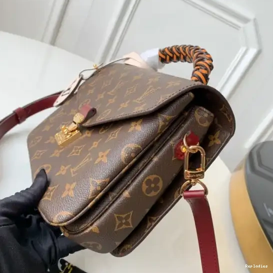 Rep METIS POCHETTE LOUIS VUITTON 0224