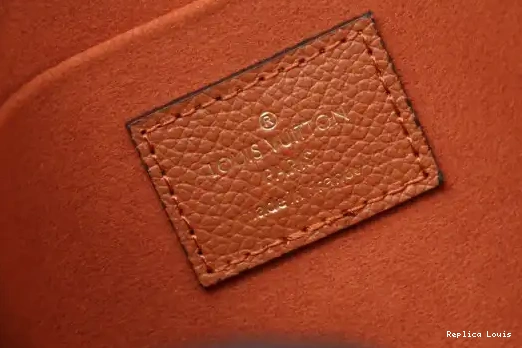 Rep FÉLICIE VUITTON POCHETTE LOUIS 0222