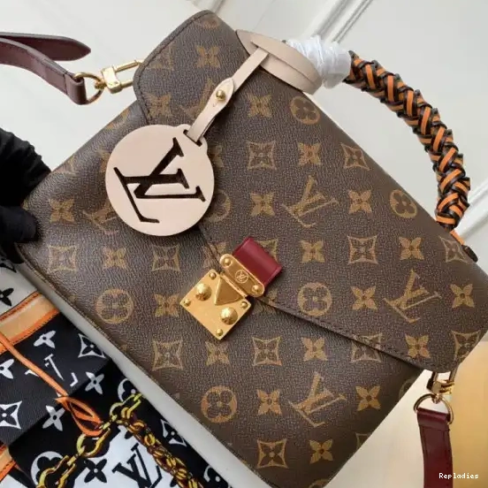 Rep METIS POCHETTE LOUIS VUITTON 0224