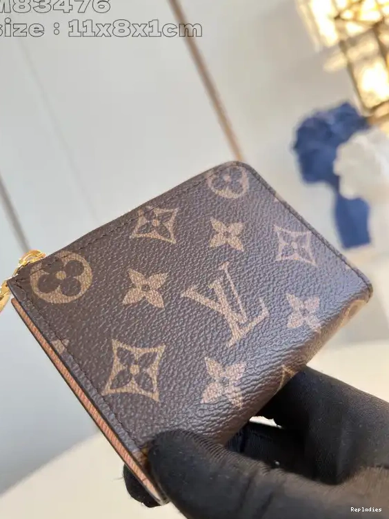 Rep Vuitton Wallet-11*8.5*1.5CM Noa Louis Compact 0214