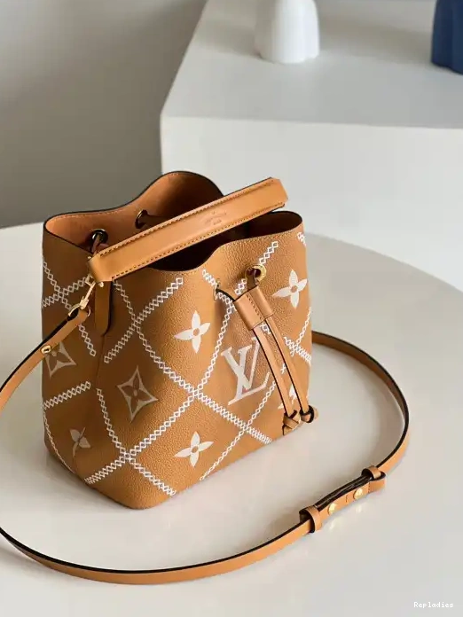 Cheap LOUIS NÉONOÉ BB VUITTON 0209