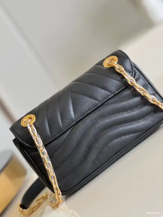 Rep CHAIN WAVE NEW BAG VUITTON PM LOUIS 0222