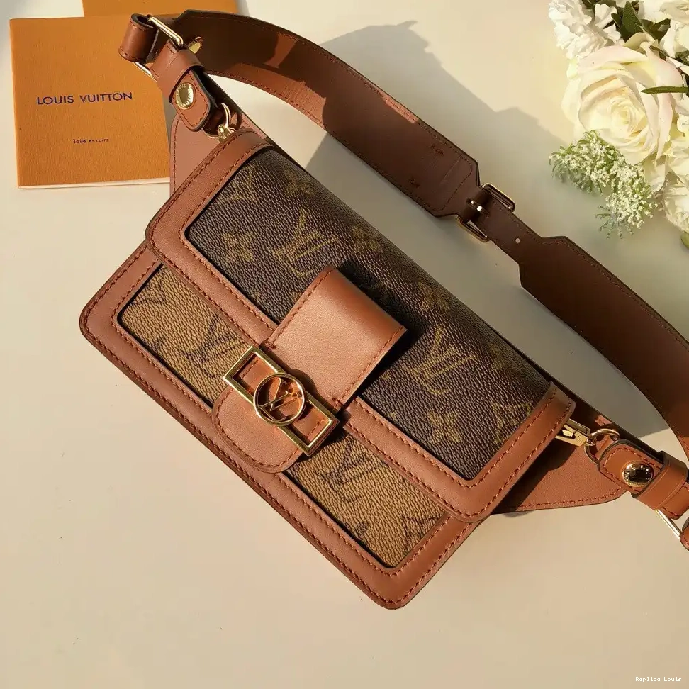 Rep Vuitton Bag（2019 Show） Louis Spring Belt 0216