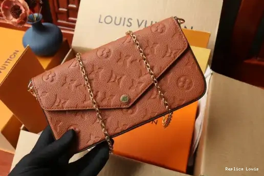 Rep FÉLICIE VUITTON POCHETTE LOUIS 0222