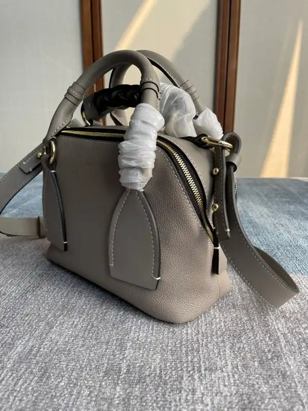 Cheap CHLOÉ SMALL DARIA BAG 0206