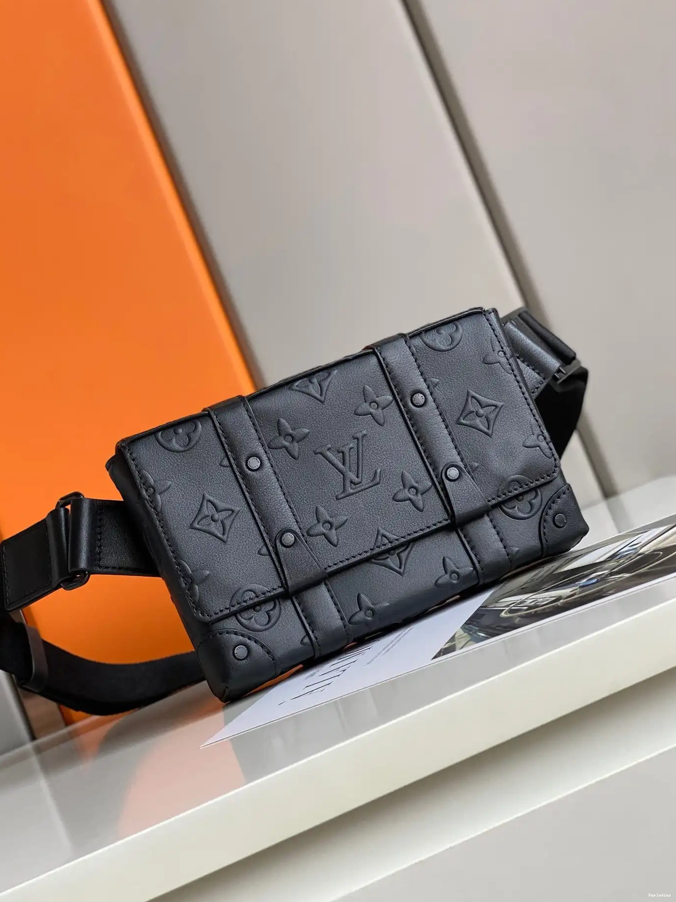 Cheap SLINGBAG TRUNK LOUIS VUITTON 0210