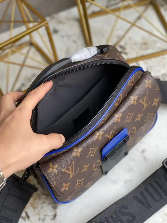 Rep LOUIS S VUITTON LOCK MESSENGER 0221