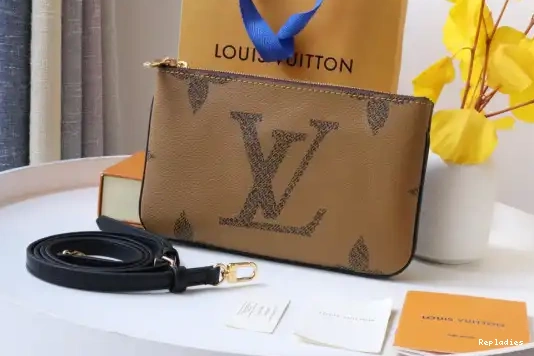 Rep VUITTON DOUBLE POCHETTE LOUIS ZIP 0227