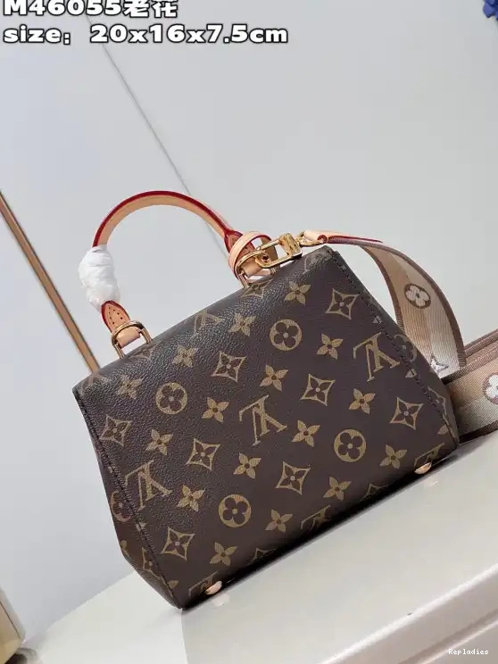 Rep CLUNY BB LOUIS VUITTON 0212