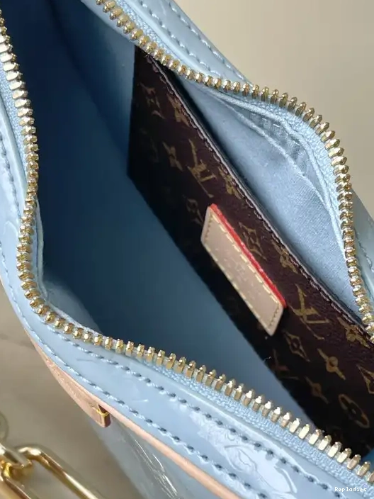 Rep PM VUITTON LOUIS Croissant 0215