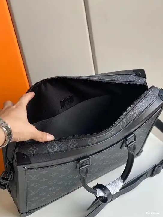 Rep TRUNK VUITTON SOFT LOUIS 0222