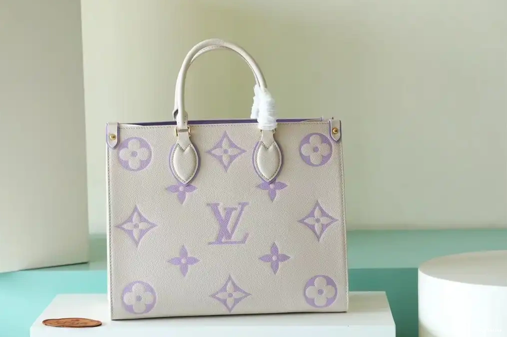 Rep MM LOUIS ONTHEGO VUITTON 0219