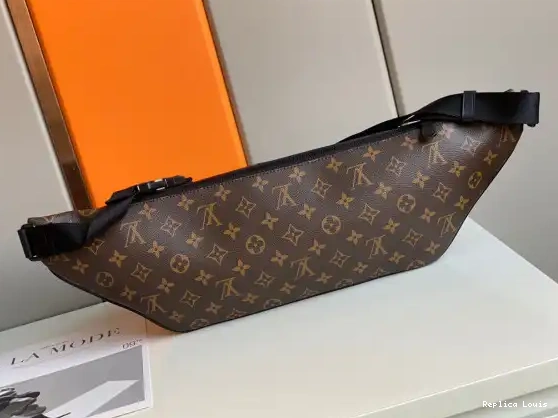 Cheap VUITTON BUMBAG CHRISTOPHER LOUIS 0225