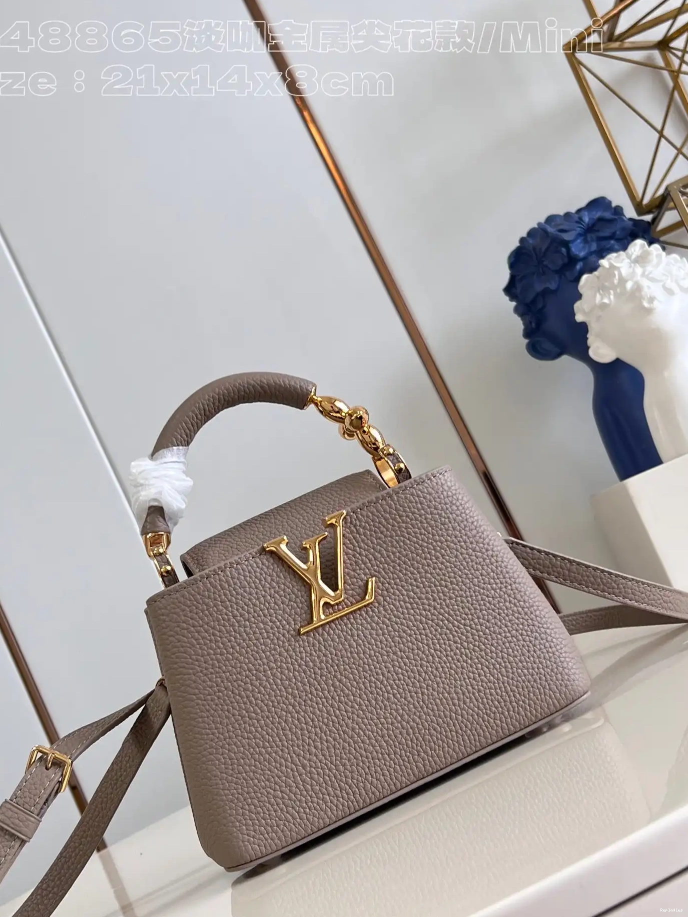 Cheap VUITTON LOUIS CAPUCINES MINI-21*14*8CM 0216