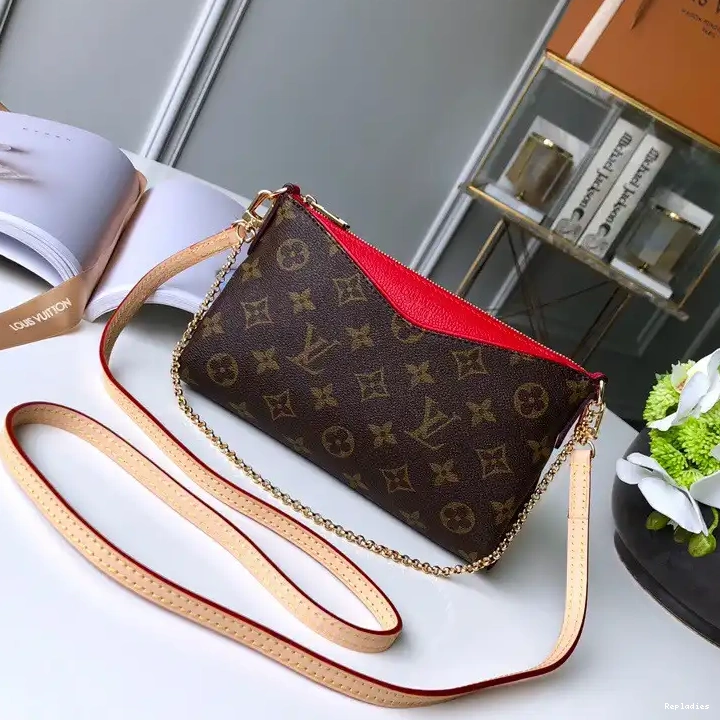 Rep CLUTCH Louis PALLAS Vuitton 0219