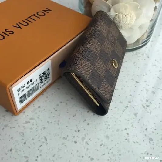 Rep 6 LOUIS KEY VUITTON HOLDER 0217