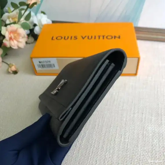 Rep VUITTON LOCKME LOUIS WALLET 0223