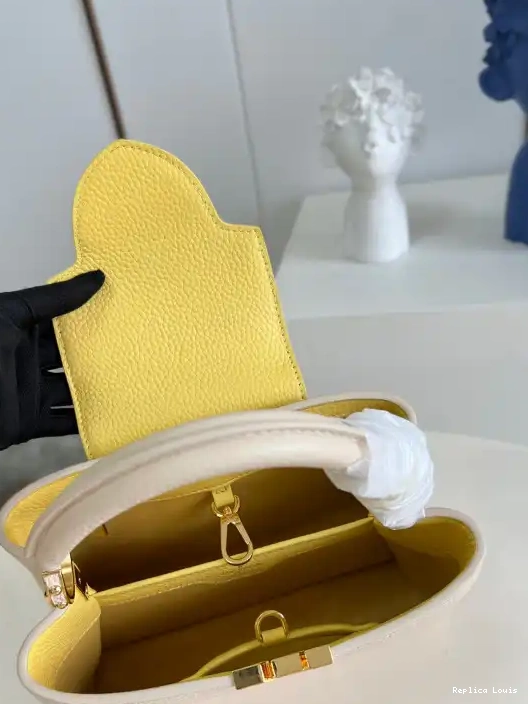 Rep VUITTON CAPUCINES LOUIS BB 0217