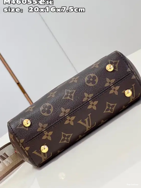 Rep BB VUITTON CLUNY LOUIS 0223