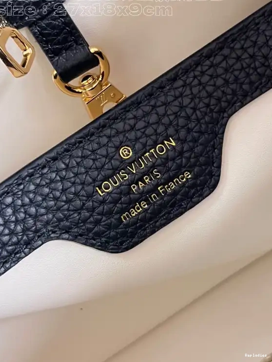 Rep VUITTON LOUIS BB-27*18*9CM CAPUCINES 0214