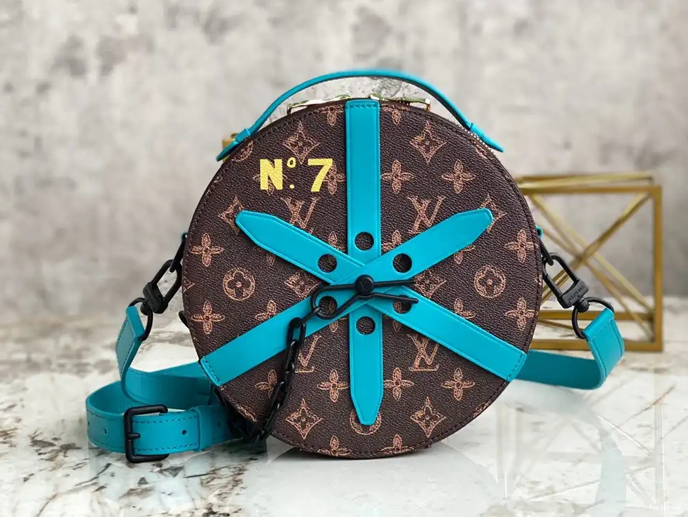 Cheap BOX WHEEL LOUIS VUITTON 0223