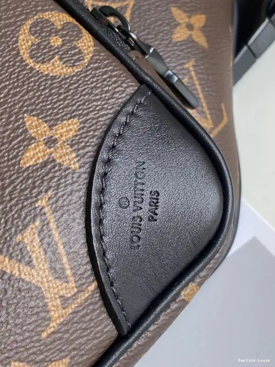 Cheap VUITTON BUMBAG CHRISTOPHER LOUIS 0225