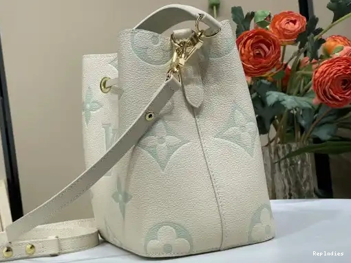 Rep NÉONOÉ VUITTON LOUIS BB 0309