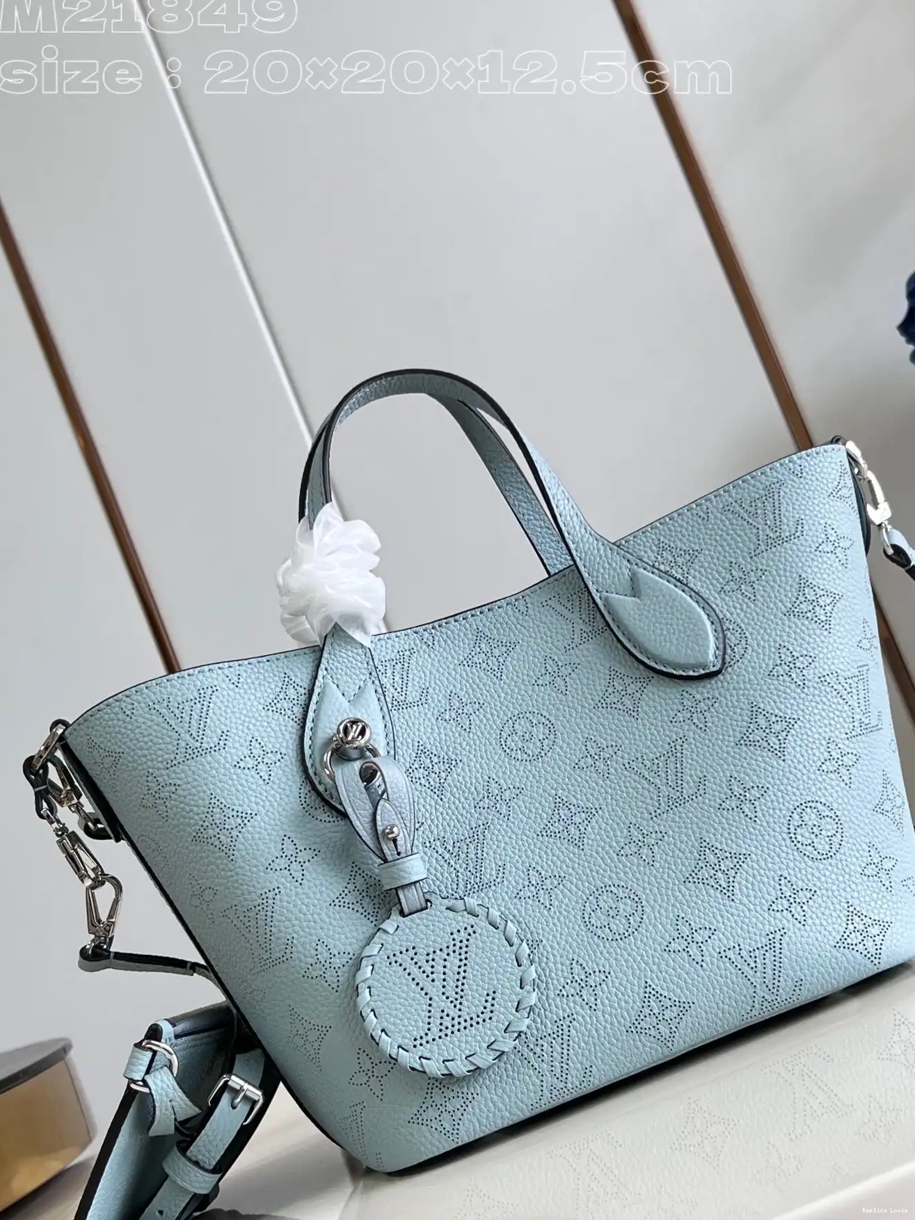 Rep LOUIS VUITTON BLOSSOM PM 0310