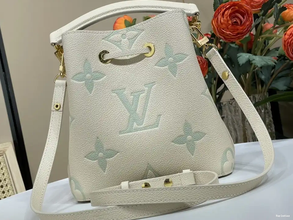 Rep NÉONOÉ VUITTON LOUIS BB 0309