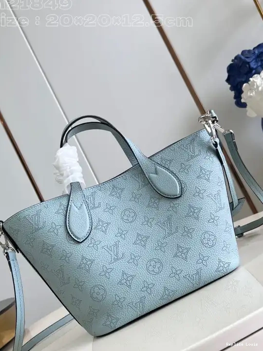 Rep LOUIS VUITTON BLOSSOM PM 0310