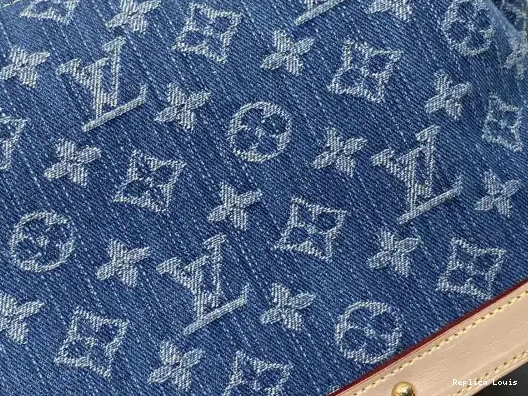 Cheap Pochette PM Louis Cosmétique Vuitton 0313