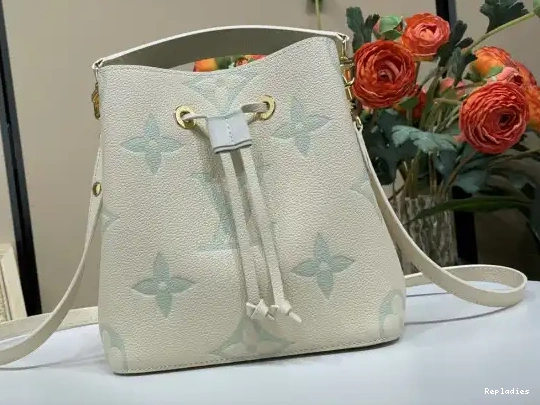 Rep NÉONOÉ VUITTON LOUIS BB 0309